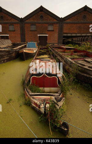 Bootmuseum, Ellesmere Port, Kanalboote, Geschichte, The Wirral, Narrow Boats, British Heritage, Barges, Merseyside, Bildung, Werkstatt, Schlösser. Stockfoto