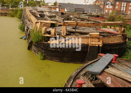 Bootmuseum, Ellesmere Port, Kanalboote, Geschichte, The Wirral, Narrow Boats, British Heritage, Barges, Merseyside, Bildung, Werkstatt, Schlösser. Stockfoto