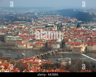 Staré Město über der Moldau aus dem Hügel Petřín, Prag, Tschechische Republik gesehen Stockfoto