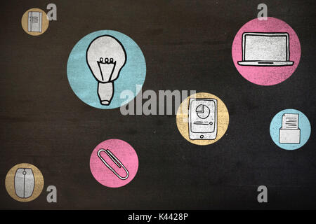 Symbol der verschiedenen Gerät Hand zeichnen gegen Schwarze Stockfoto