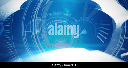 Schnittstellen wählen in Dunkelblauer Hintergrund mit Hellblau Glanz gegen Close-up Auto Tachometer Stockfoto