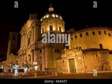 Europa, Italien, Lombardei, Brescia entfernt. Die Kathedrale von alten und neuen Kathedrale. Stockfoto