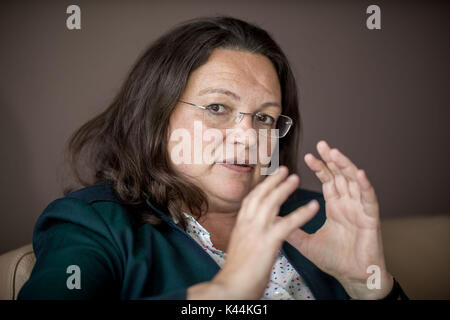 Berlin, Deutschland. 04 Sep, 2017. Andrea Nahles, der deutschen Ministerin für Arbeit und soziale Angelegenheiten, wurde dargestellt in einem dpa-Gespräch in Berlin, Deutschland, 04. September 2017. Foto: Michael Kappeler/dpa/Alamy leben Nachrichten Stockfoto