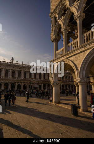 Piazza San Marco, Venedig, Italien. Der herzogliche Palast Stockfoto