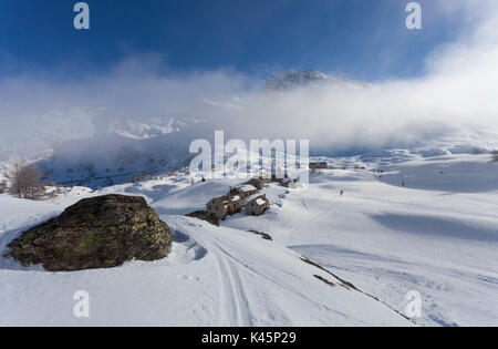 Simplon, Kanton Wallis, Schweiz. Die Hütten der Hopsche Dorf. Stockfoto