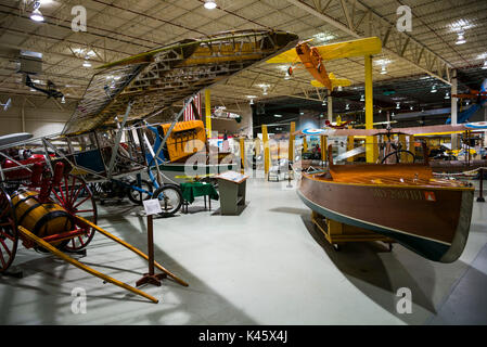 USA, New York, Finger Lakes Region, Hammondsport, Glenn H, Curtiss Museum, zu frühen US-Pionier der Luftfahrt und Resident Glenn Curtiss gewidmet Stockfoto