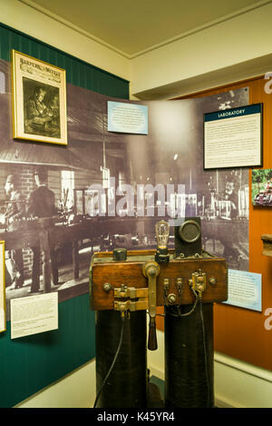 USA, New Jersey, Menlo Park, Thomas Alva Edison Museum, auf dem Gelände der Erfinder original Labor gebaut, früh Glühbirne Prüfmittel Stockfoto