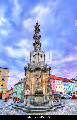 Pestsäule auf dem Hauptplatz von Jindrichuv Hradec, Südböhmen, Tschechische Republik Stockfoto