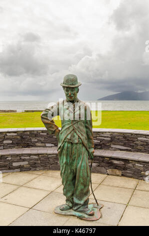 Statue von Charlie Chaplin an der Küste in Waterville (County Kerry Irland Coirean) Stockfoto