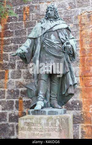 Statuen auf Burg Hohenzollern (Burg Hohenzollern) an der schwäbischen Region Baden-Württemberg, Deutschland Stockfoto