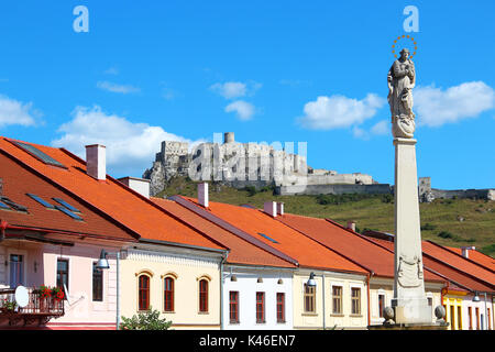 Spisske Podhradie Stadt und Spis Burg (Spissky hrad), die Slowakei Stockfoto