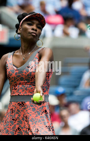 Venus Williams (USA) konkurrieren auf dem 2017 US Open Tennis Championships Stockfoto