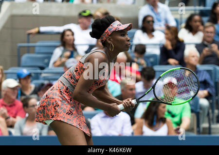 Venus Williams (USA) konkurrieren auf dem 2017 US Open Tennis Championships Stockfoto