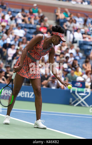 Venus Williams (USA) konkurrieren auf dem 2017 US Open Tennis Championships Stockfoto