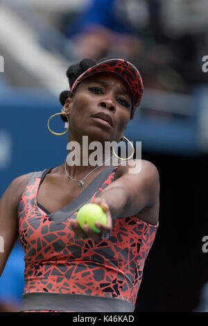 Venus Williams (USA) konkurrieren auf dem 2017 US Open Tennis Championships Stockfoto