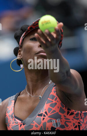 Venus Williams (USA) konkurrieren auf dem 2017 US Open Tennis Championships Stockfoto