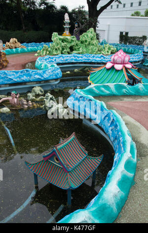 Das Vermächtnis Teich an der Haw Par Villa (Tiger Balm Gardens), Singapur Stockfoto