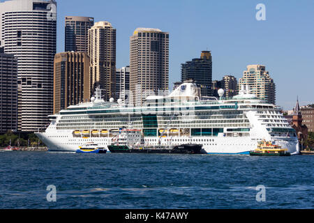 Der Royal Carribean International Kreuzfahrtschiff Radiance of the Seas vertäut im Hafen von Sydney, NSW, New South Wales, Australien Stockfoto