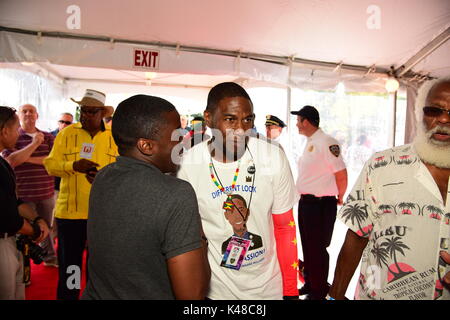 Brooklyn, Vereinigte Staaten. 04 Sep, 2017. Brooklyn feierten Tag der Arbeit 2017 durch die Inszenierung seiner jährlichen West Indian Tag Frühstück in Lincoln Terrasse Park, wo viele der NYC politischen & Gemeindeleiter vor marschieren entlang Eastern Parkway in Brooklyn 50. jährliche West Indian Day Parade sammeln, dann das größte Fest der karibischen Kultur & Geschichte. Credit: Andy Katz/Pacific Press/Alamy leben Nachrichten Stockfoto
