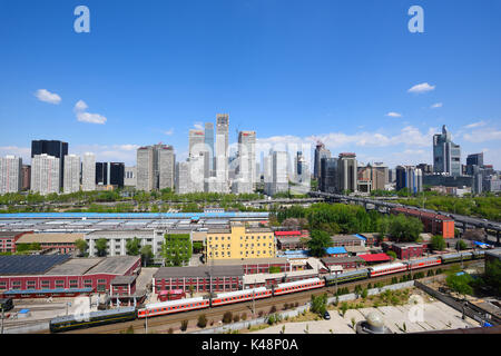 Peking, China - Apr 17,2016: Beijing CBD Gebäude Landschaft bei Jianwai SOHO, in Chaoyang Bezirk, direkt gegenüber vom World Trade Centre, dem gesamten Konstr Stockfoto