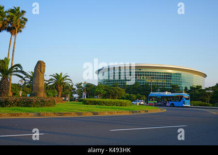 Das International Convention Centre (ICC) Jeju ist in der jungmun Resort in Seogwipo auf der Insel Jeju in Südkorea Stockfoto