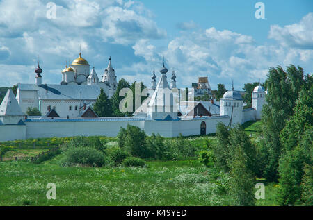 St. Pokrowski weiblichen Kloster in Susdal. Golden Ring von Russland Reisen Stockfoto