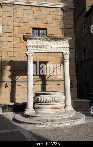 Stein gut in der hübschen Altstadt von Pienza, Val d'Orcia Toskana Italien Europa EU Stockfoto