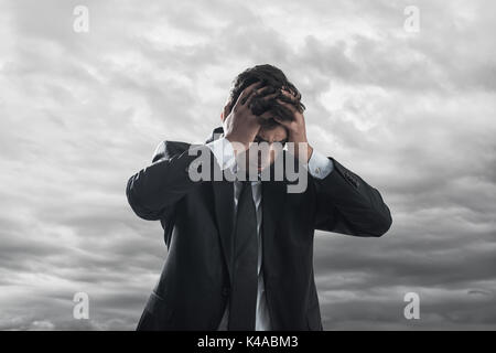 Bankrott Geschäftsmann mit depressiven Ausdruck auf seinem Gesicht Stockfoto