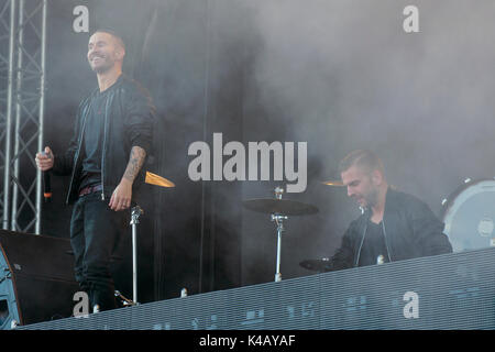 Turku, Finnland den 8. Juli 2017 schwedische Duo Galantis führt bei der Ausgabe 2017 der finnische Open Air Festival Ruisrock Stockfoto