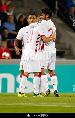 Vaduz, Liechtenstein. 5. Sep 2017. David Silva (21) Der spanische Spieler feiert die (0, 4) nach dem Ziel seiner Mannschaft, während das Qualifikationsspiel für die WM 2018, Runde 8, zwischen Liechtenstein vs Spanien im Rheinpark Stadion in Vaduz, Liechtenstein, 5. September 2017. Credit: Gtres Información más Comuniación auf Linie, S.L./Alamy leben Nachrichten Stockfoto