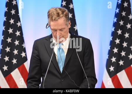 Mexiko City, Mexiko. 05 Sep, 2017. United States Trade Representative Robert Lighthizer spricht während der Pressekonferenz der NAFTA-Verhandlungen. Die NAFTA (North American Free Trade Agreement) ist eine Vereinbarung, die durch die Vereinigten Staaten von Amerika, Kanada und Mexiko unterzeichnet, eine trilaterale Handelsblock zwischen diesen 3 Ländern in Nordamerika zu erstellen. Mexiko City, Mexiko am 05. September 2017. Credit: SOPA Images Limited/Alamy leben Nachrichten Stockfoto