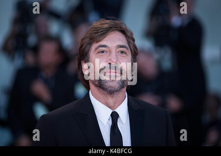 Venedig, Italien. 5. Sep 2017. Schauspieler Javier Bardem besucht die Premiere des Films 'Mutter!' Auf dem 74. Filmfestival in Venedig Venedig, Italien, Sept. 5, 2017. Credit: Jin Yu/Xinhua/Alamy leben Nachrichten Stockfoto