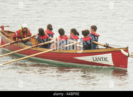 03, September, 2017. Meine Damen jährlichen Meisterschaften und unter 16 Jahren Kategorien der historischen Cornish traditionelle Pilot gig Boot Stockfoto