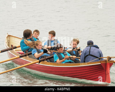 03, September, 2017. Meine Damen jährlichen Meisterschaften und unter 16 Jahren Kategorien der historischen Cornish traditionelle Pilot gig Boot Stockfoto