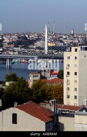 Blick von Bayoglu zum Golden Horn, Istanbul Stockfoto