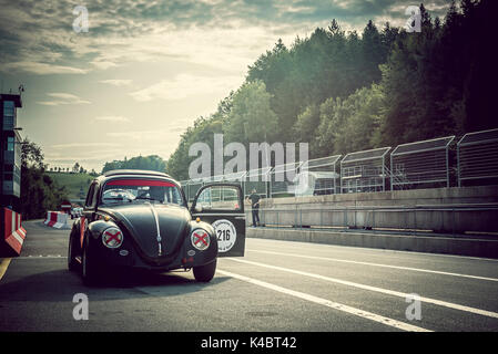 VW Käfer - Classic Car Racing Stockfoto