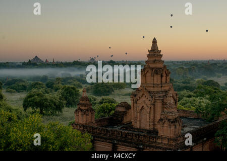 Sonnenaufgang in Bagan, Myanmar Stockfoto