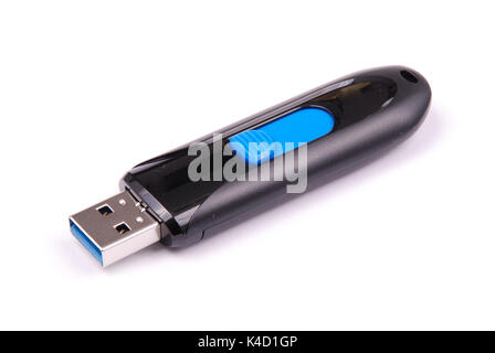 Schwarz und Blau USB-Flash-Laufwerk auf weißem Hintergrund mit weichen Schatten isoliert Stockfoto