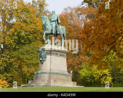 Hofgarten Coburg Mit Reiterdenkmal Ernst Ii., Herzog Von Sachsen, Coburg, Gotha Stockfoto