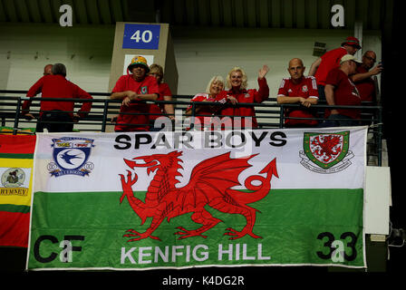 Wales Fans vor der 2018 FIFA World Cup qualifizieren, Gruppe D Match bei Stadionul Zimbru in Chisinau, Moldawien. Stockfoto