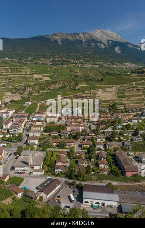 SION, SCHWEIZ - Ansicht des Gehäuses in Sion, Kanton Wallis. Stockfoto