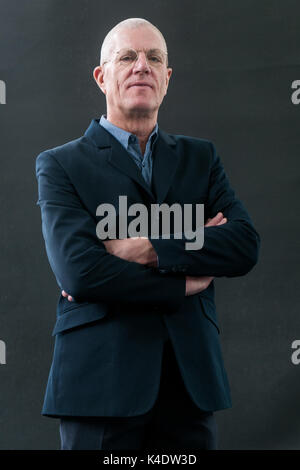 Englische Schriftsteller und Short story writer Magnus Mills besucht einen Fotoauftrag während des Edinburgh International Book Festival am 12. August 2017 in Edinbu Stockfoto