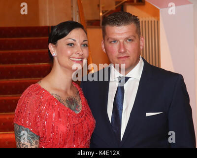 Steve Feige und Lina Van De Mars Stockfoto