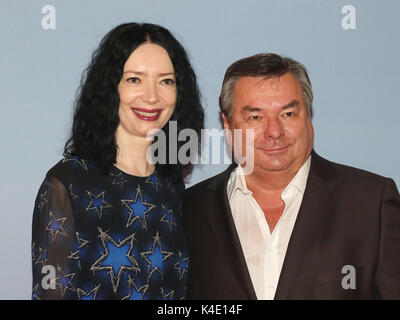 Waldemar Waldi Hartmann Mit Frau Petra Böllmann Stockfoto