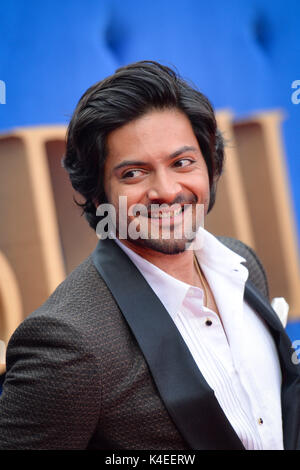 Ali Fazal Ankunft auf dem Victoria & Abdul Premiere im Odeon Cinema, London. PRESS ASSOCIATION Foto. Bild Datum: Dienstag, 5. September. Photo Credit: Matt Crossick/PA-Kabel. Stockfoto