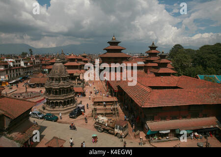 Die orangefarbenen Dächer der alten Stadt von Kathmandu, Ansicht von oben, Patan, Durbar Square, Nepal Stockfoto