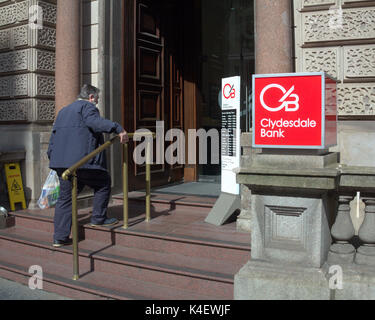 Clydesdale Bank 30 St Vincent Pl, Glasgow G1 2EU Glasgow Eingang Loch in der Wand Geldautomat logo Zeichen Stockfoto