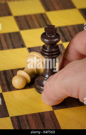 Bauern opfern, eine konzeptionelle Schuß auf Machtmissbrauch Stockfoto