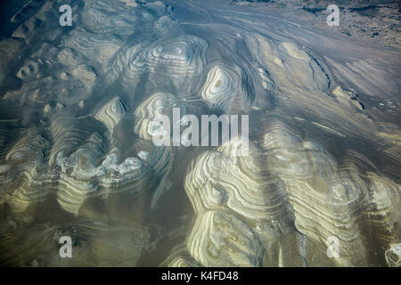 Erodierten Felsformationen des alten Meeresboden, Ocucaje Wüste, in der Nähe von Ica, Peru, Südamerika - Antenne Stockfoto