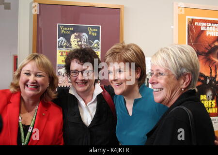 Plaid Cymru Jahrestagung mit Gastredner erster Minister von Schottland Nicola Sturgeon in Aberystwyth Arts Centre Stockfoto